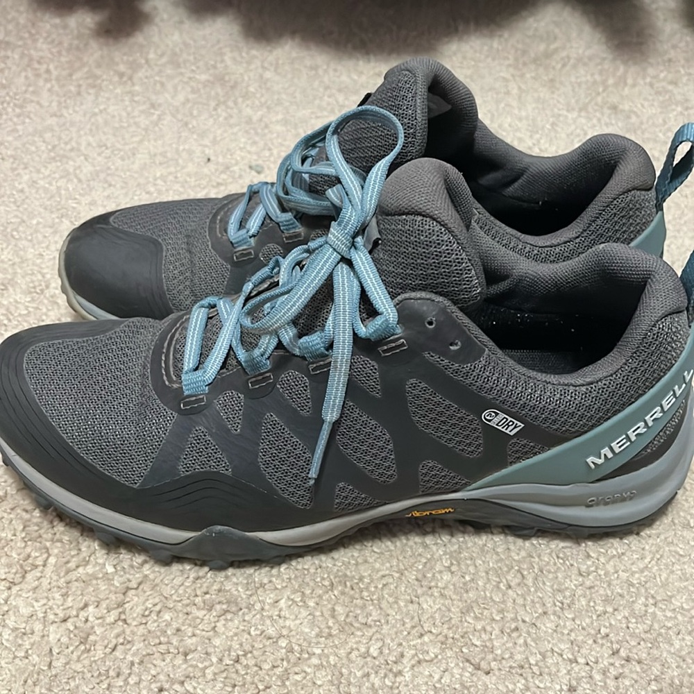 Merrell Women's Gray and Light Blue Athletic Shoes